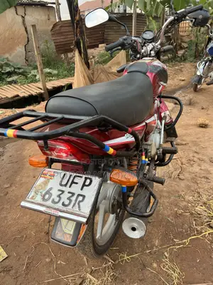 Bajaj CT 125X 2022 Red