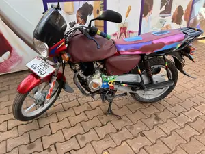 Bajaj CT 125X 2025 Red