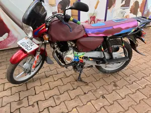 Bajaj CT 125X 2025 Red