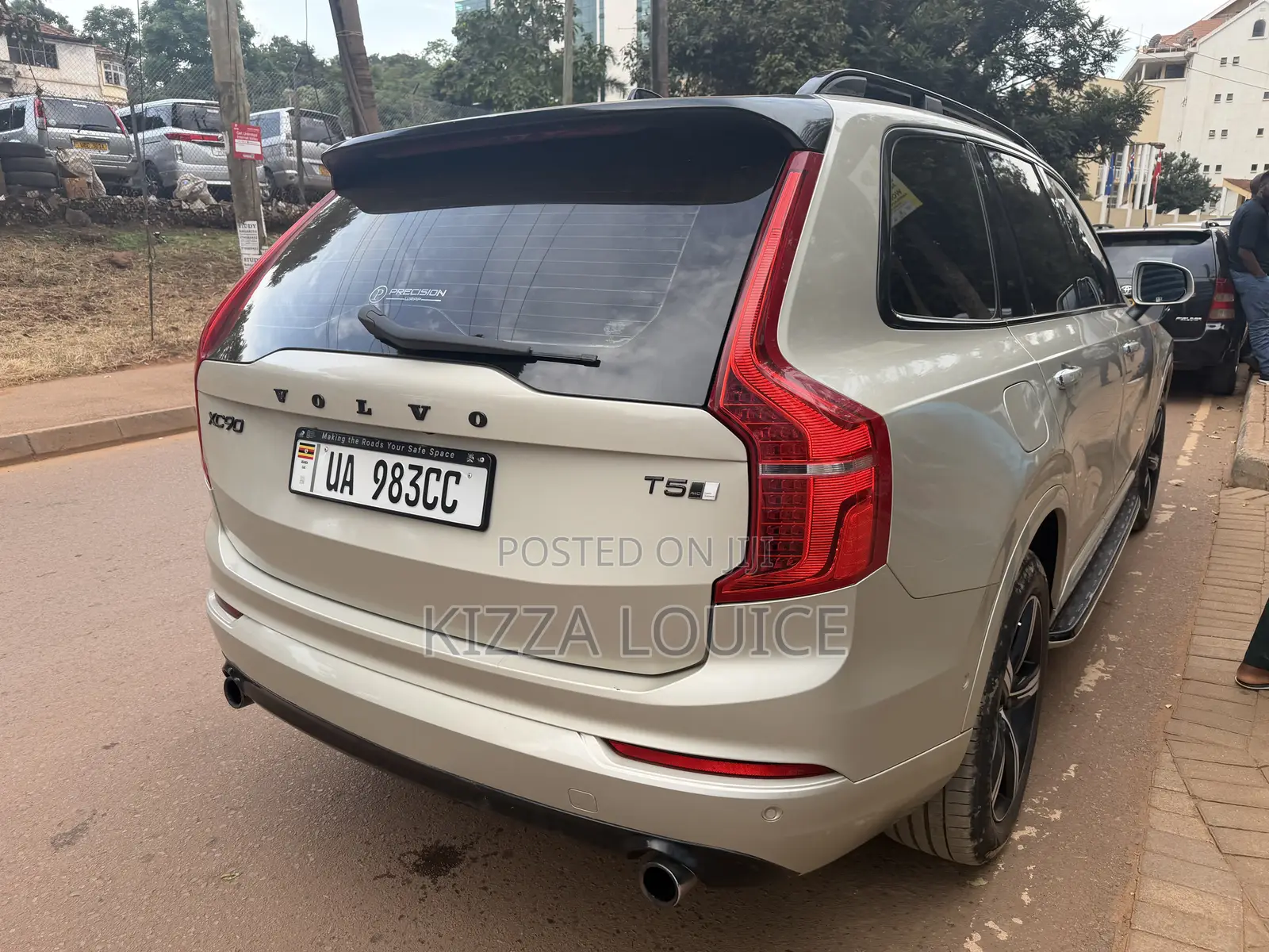 Volvo XC90 2017 Gold