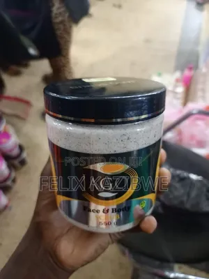 Jago Face Body Scrub (550g)