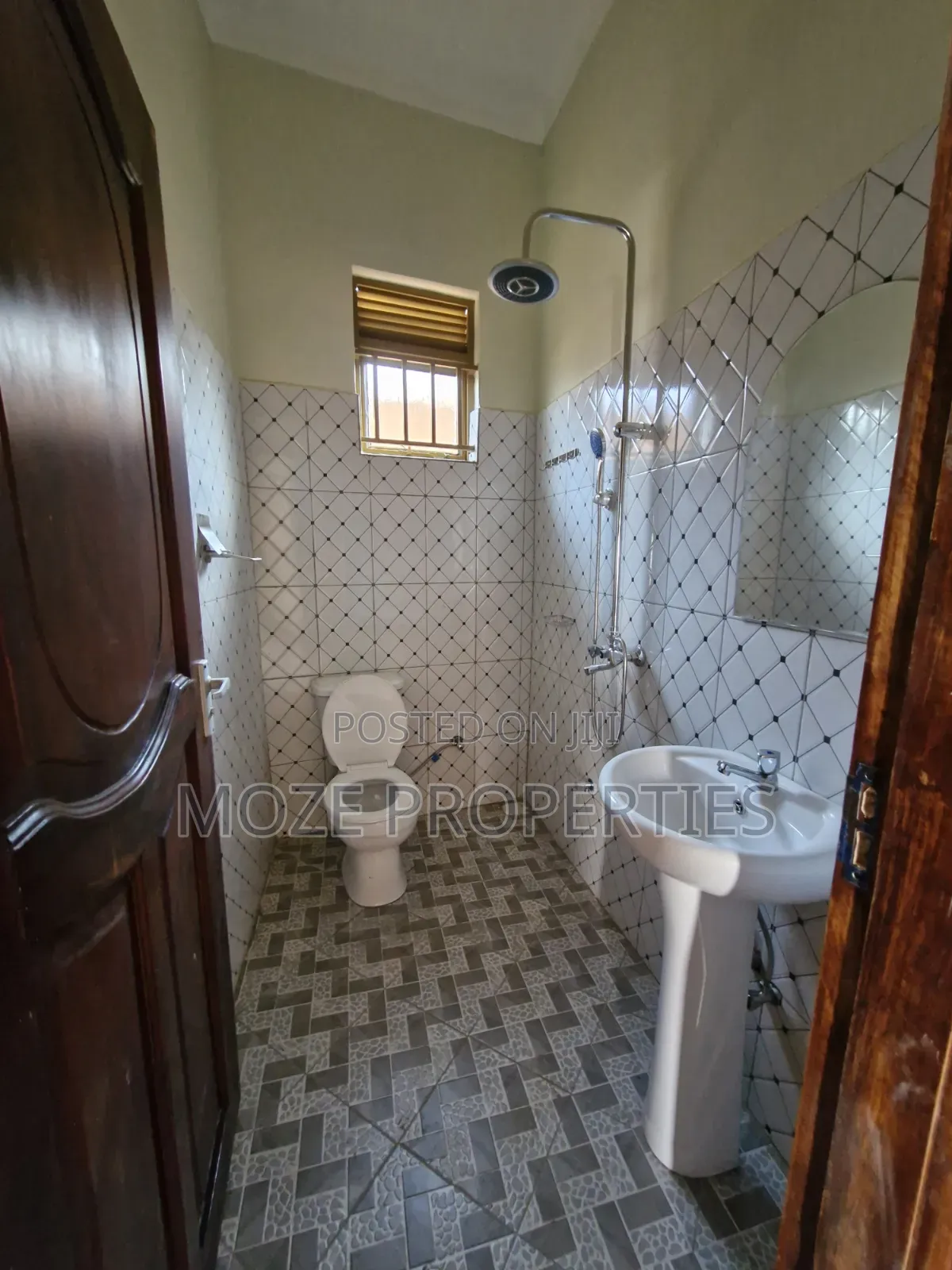 1bdrm Bungalow in Kyaliwajala, Central Division for rent