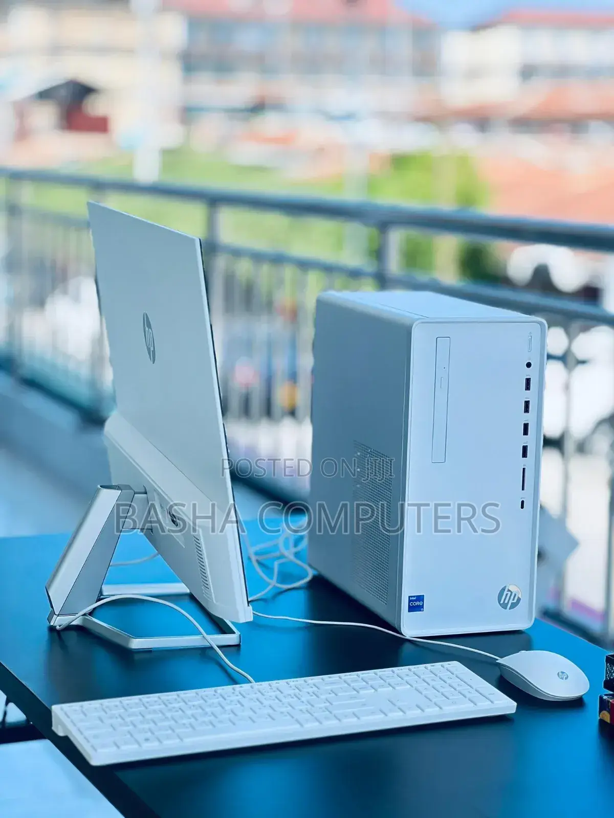 New HP 200 G4 22 All-in-One 8GB Intel Core i5 SSD 512GB