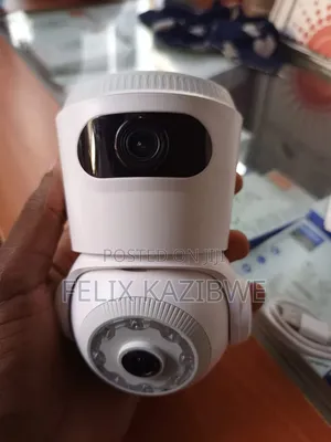 Smart Dual-Lens Camera.