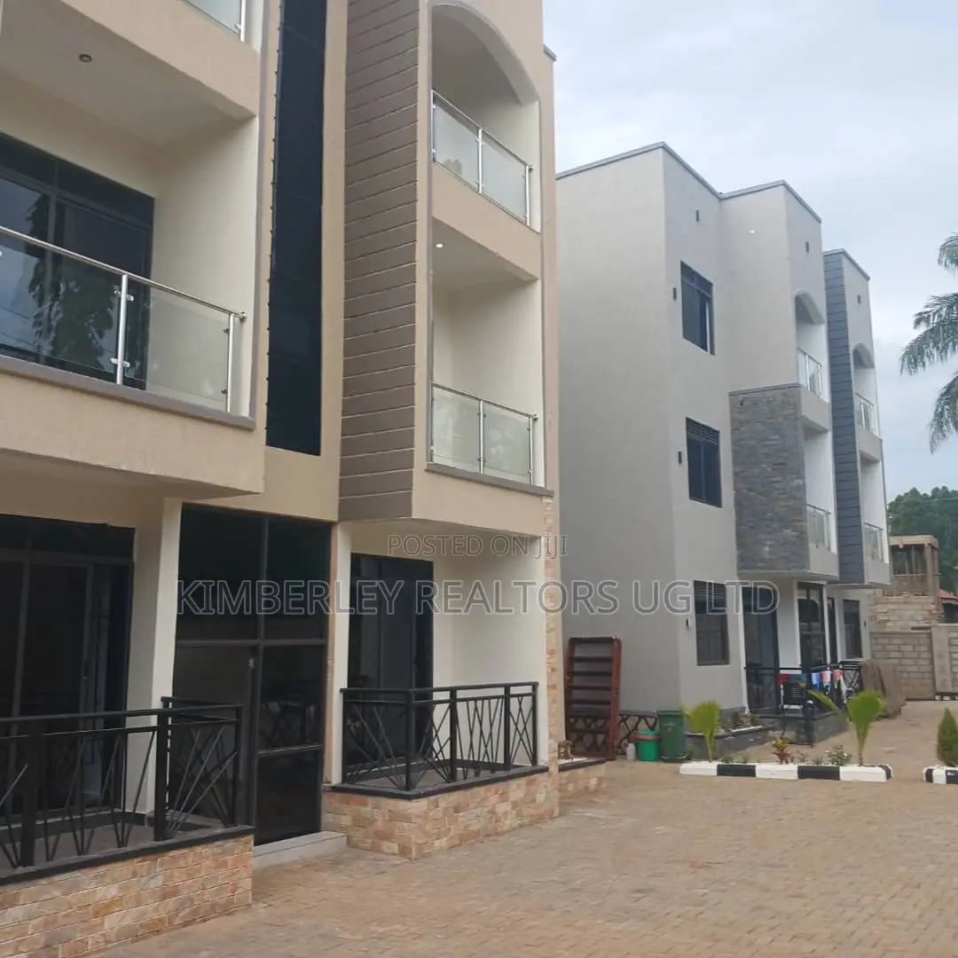 6bdrm Apartment in Division A for sale