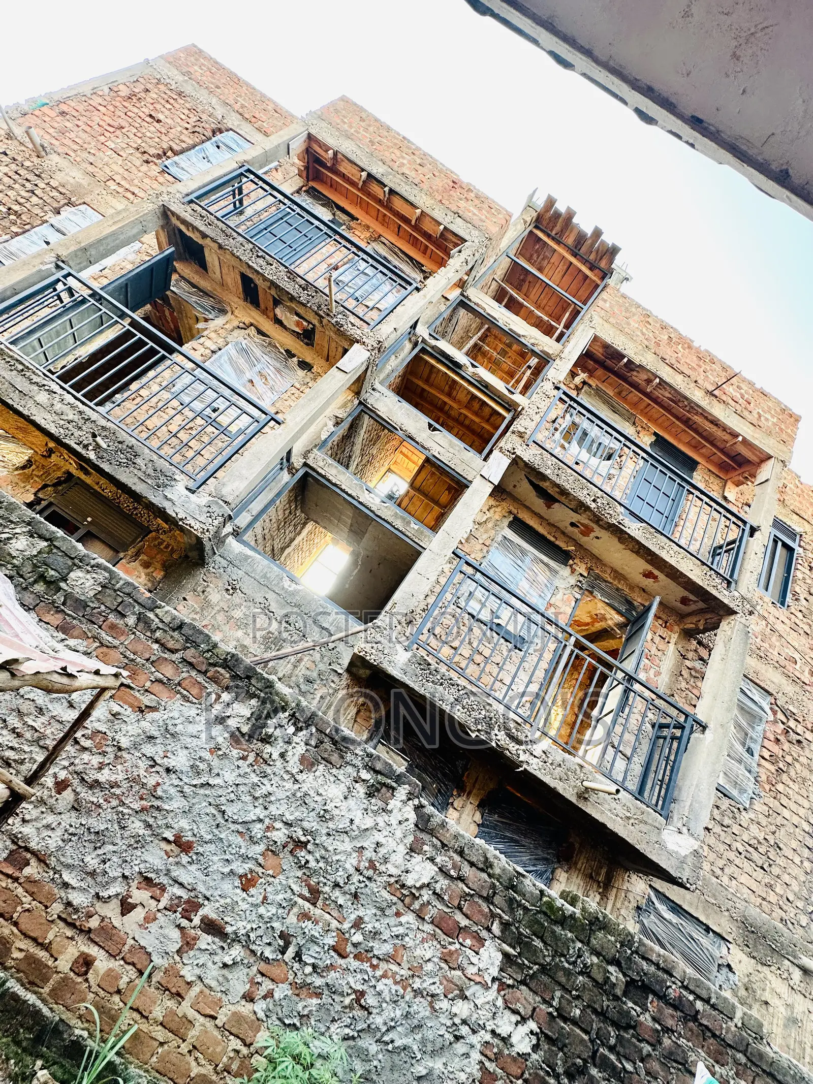 Metal Windows Fg