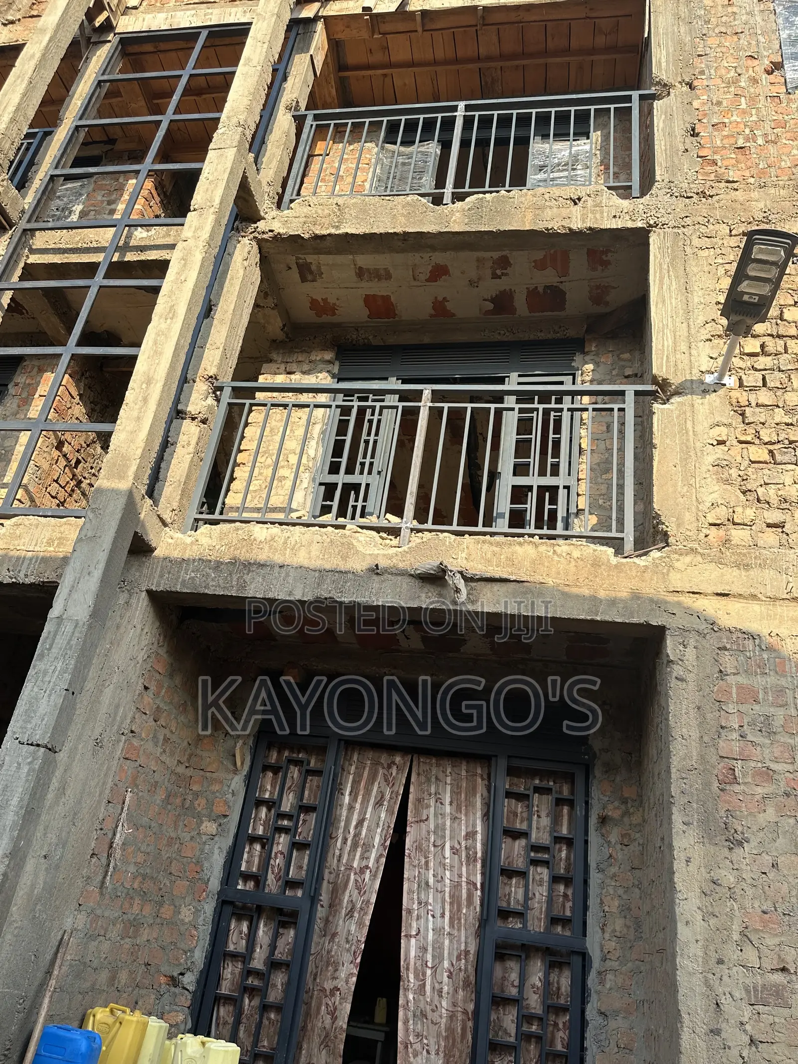 Metal Windows Fg