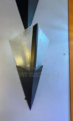 Classy Wall Lamp Holder