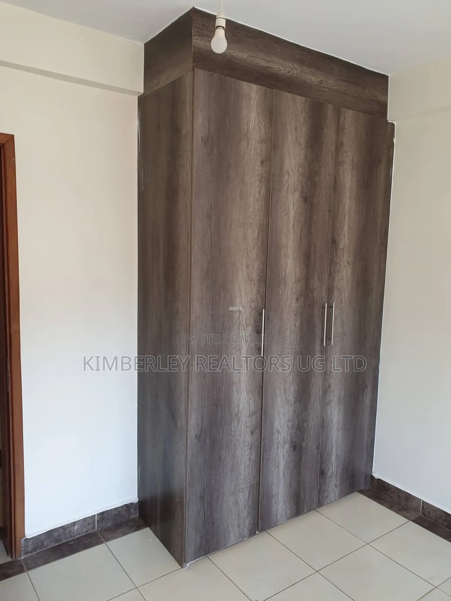 6bdrm Block of Flats in Mukono TC for sale