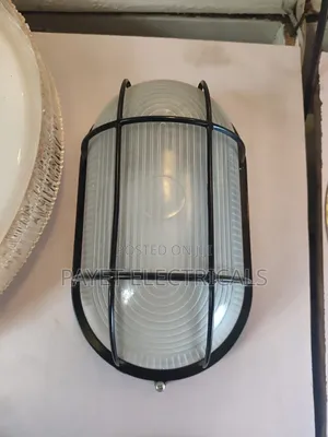 Metalic Bulk Head for Security Light