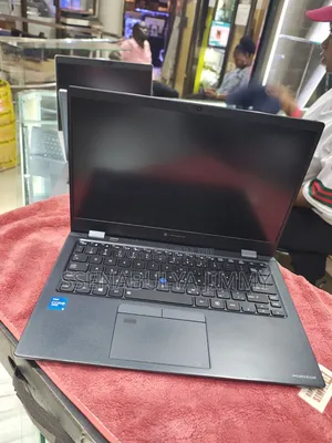 Laptop Toshiba Dynabook R634/M 8GB Intel Core i5 SSD 256GB