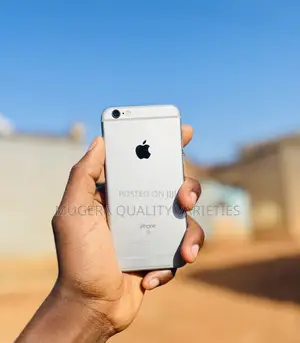 Apple iPhone 6s 64 GB White