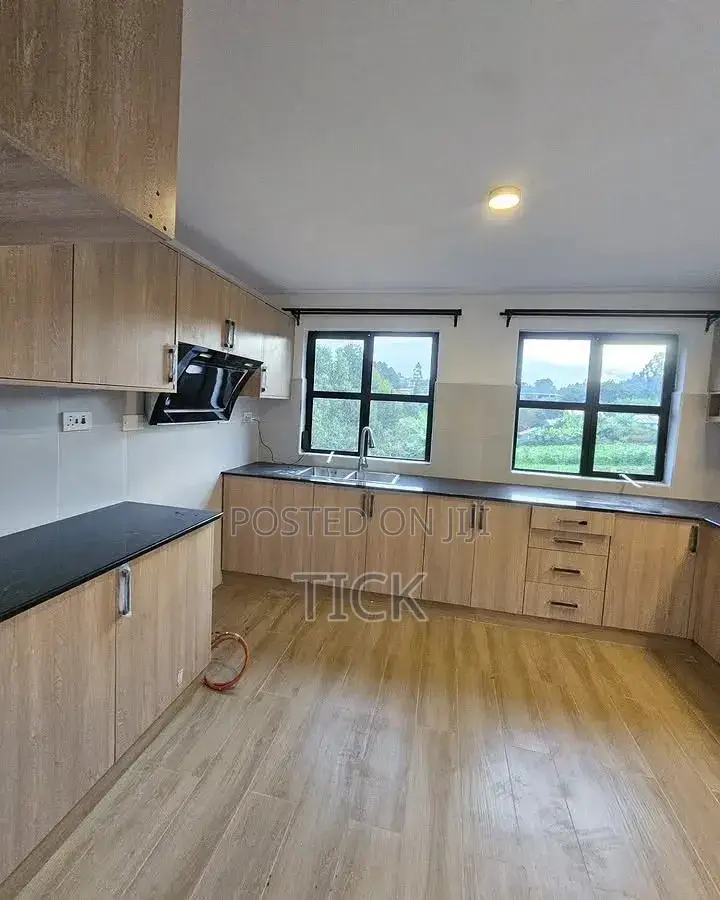 3bdrm Apartment in Kololo, Central Division for rent