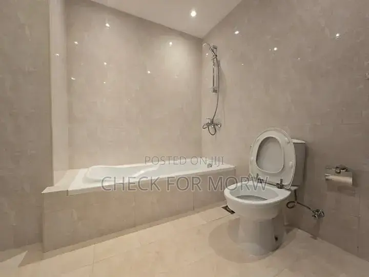 3bdrm Apartment in Bugolobi, Central Division for rent