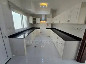 3bdrm Apartment in Bugolobi, Central Division for rent