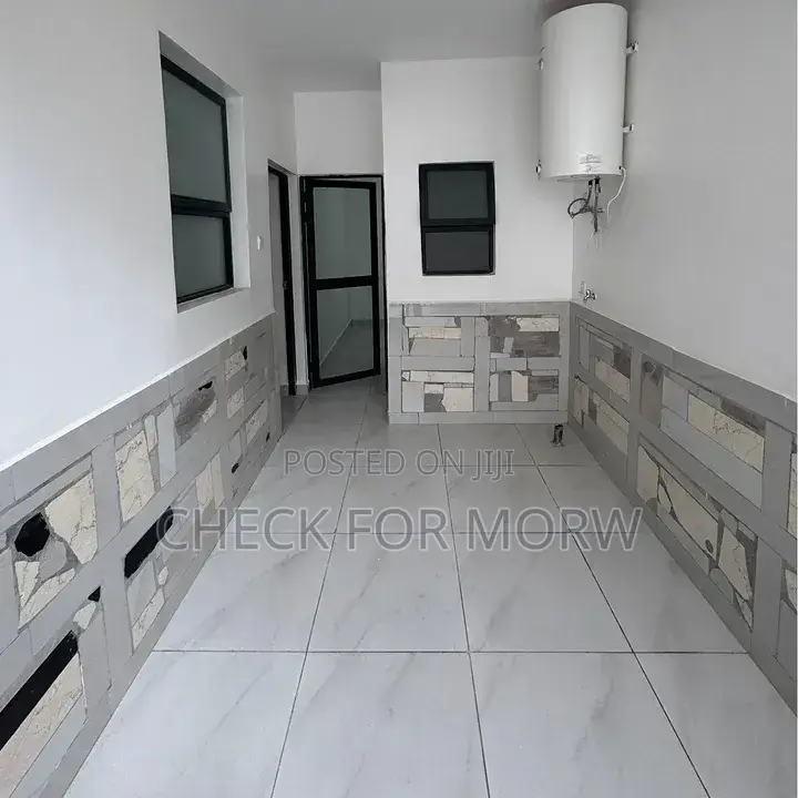 3bdrm Apartment in Kololo, Central Division for rent