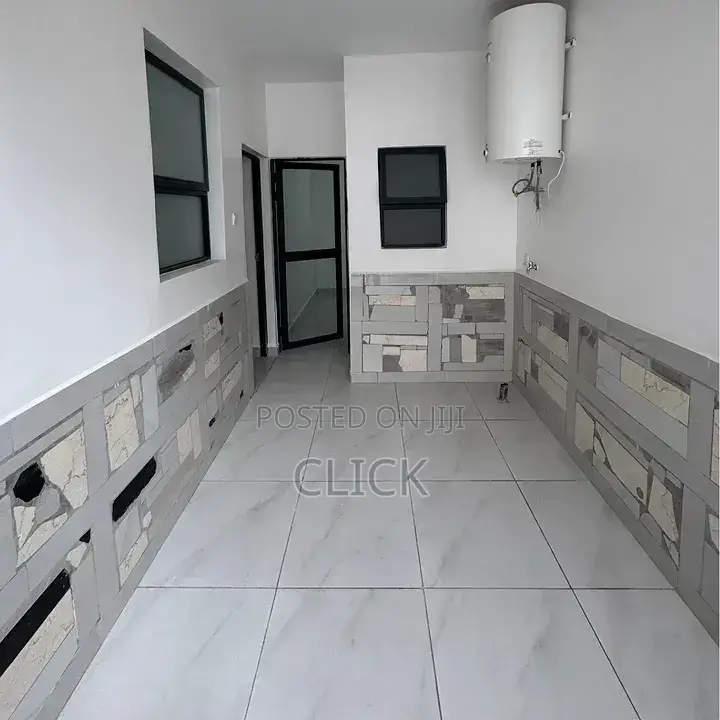 3bdrm Apartment in Kololo, Central Division for rent