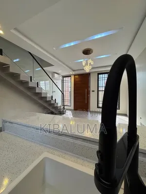 3bdrm Apartment in Bugolobi, Central Division for rent