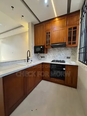 3bdrm Apartment in Bugolobi, Central Division for rent