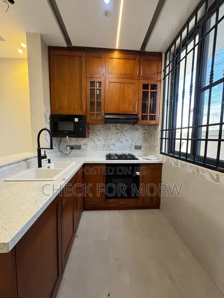 3bdrm Apartment in Bugolobi, Central Division for rent