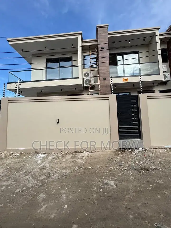 3bdrm Apartment in Bugolobi, Central Division for rent