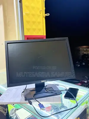 Dell 17 Inches Monitor