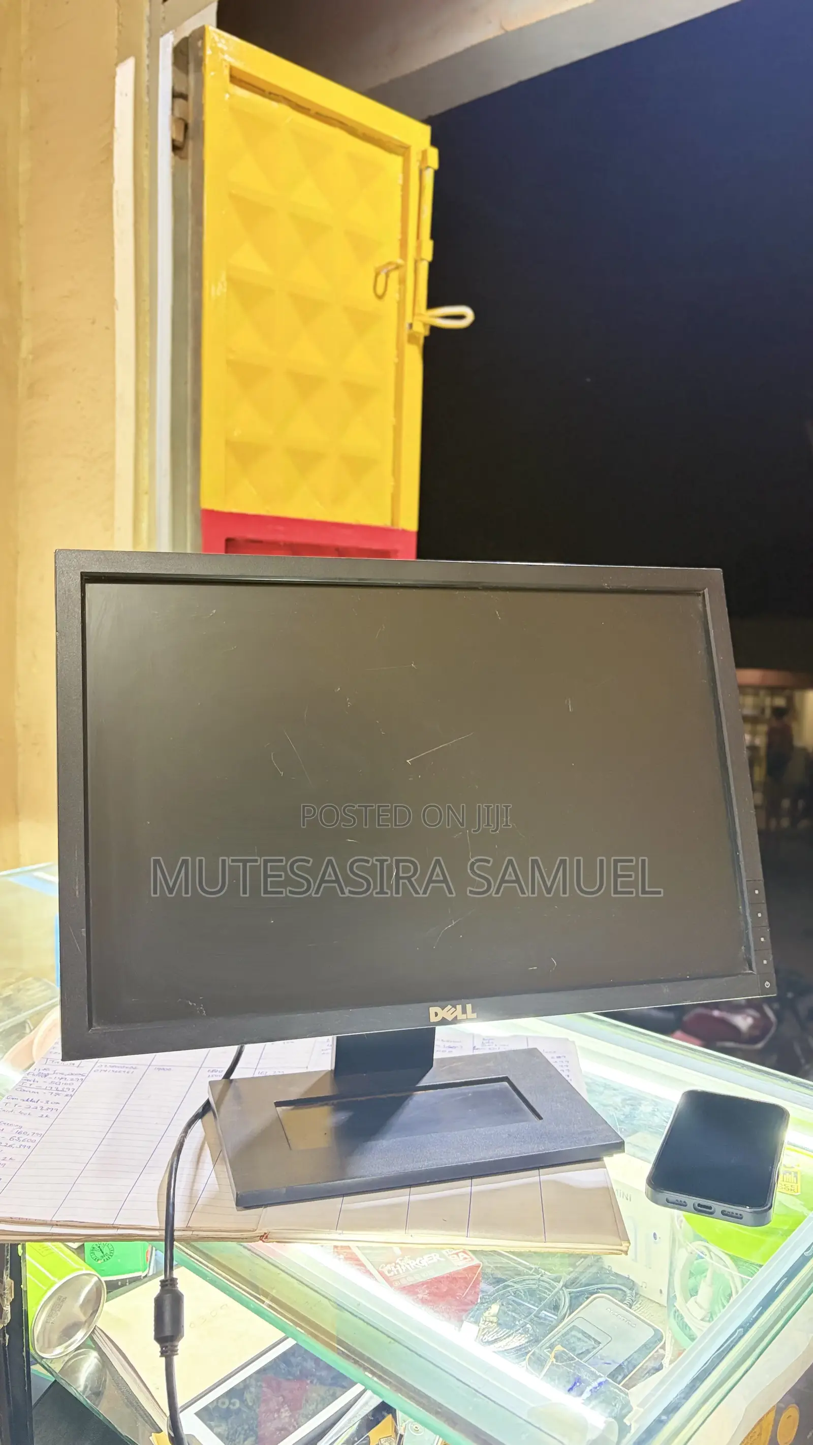 Dell 17 Inches Monitor