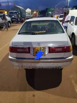 Toyota Premio 2001 White