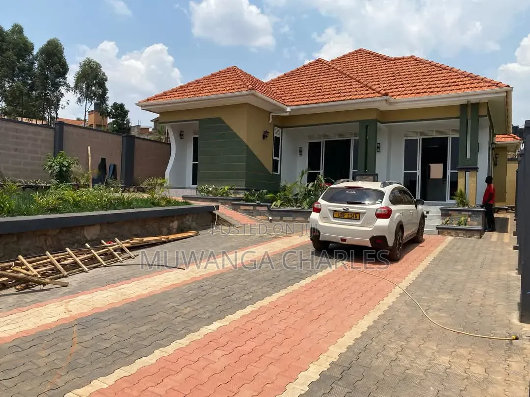 4bdrm Bungalow in Fs Properties Ltd, Nakawa for sale