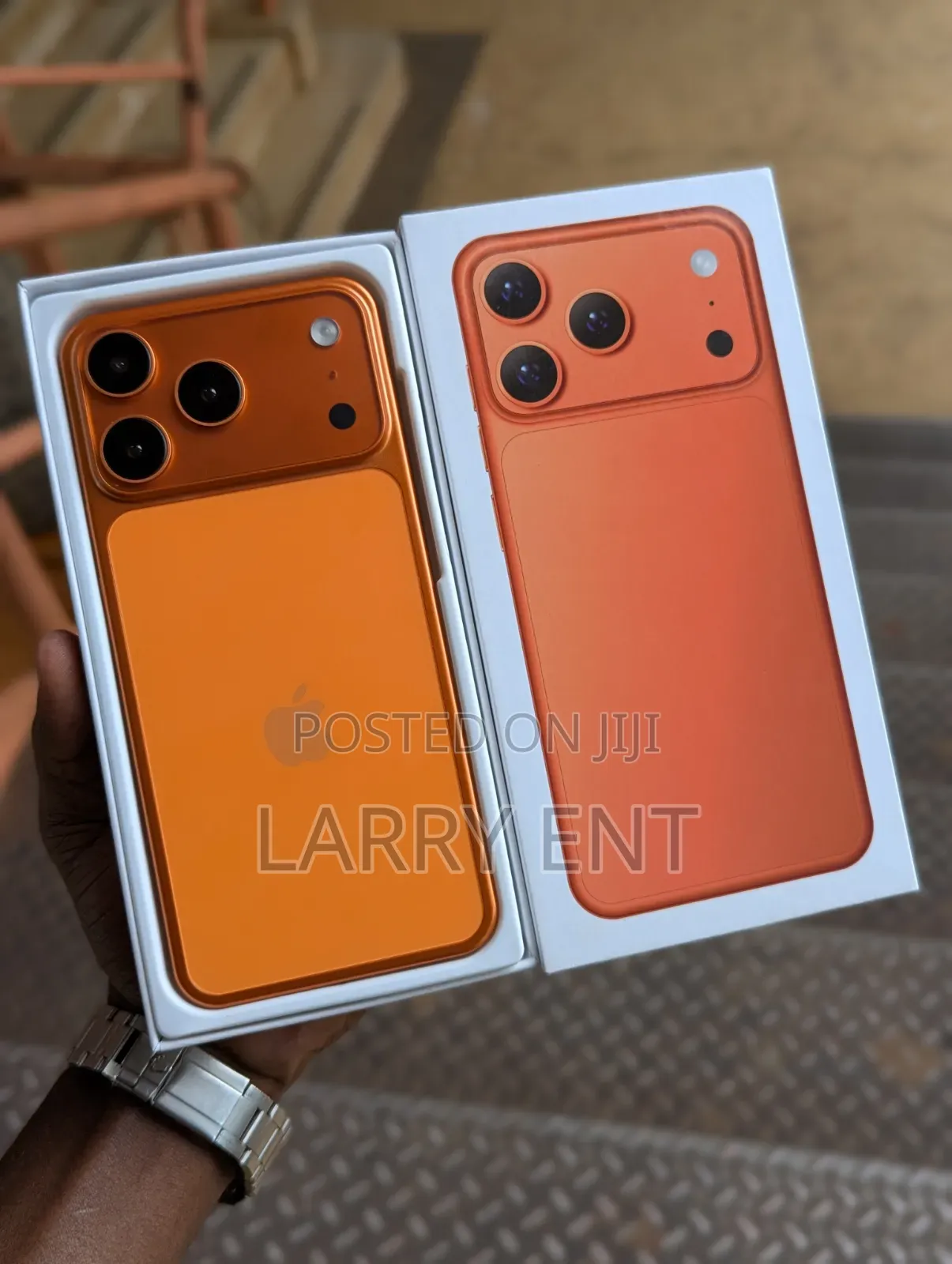 New Mobile Phone 128 GB Orange