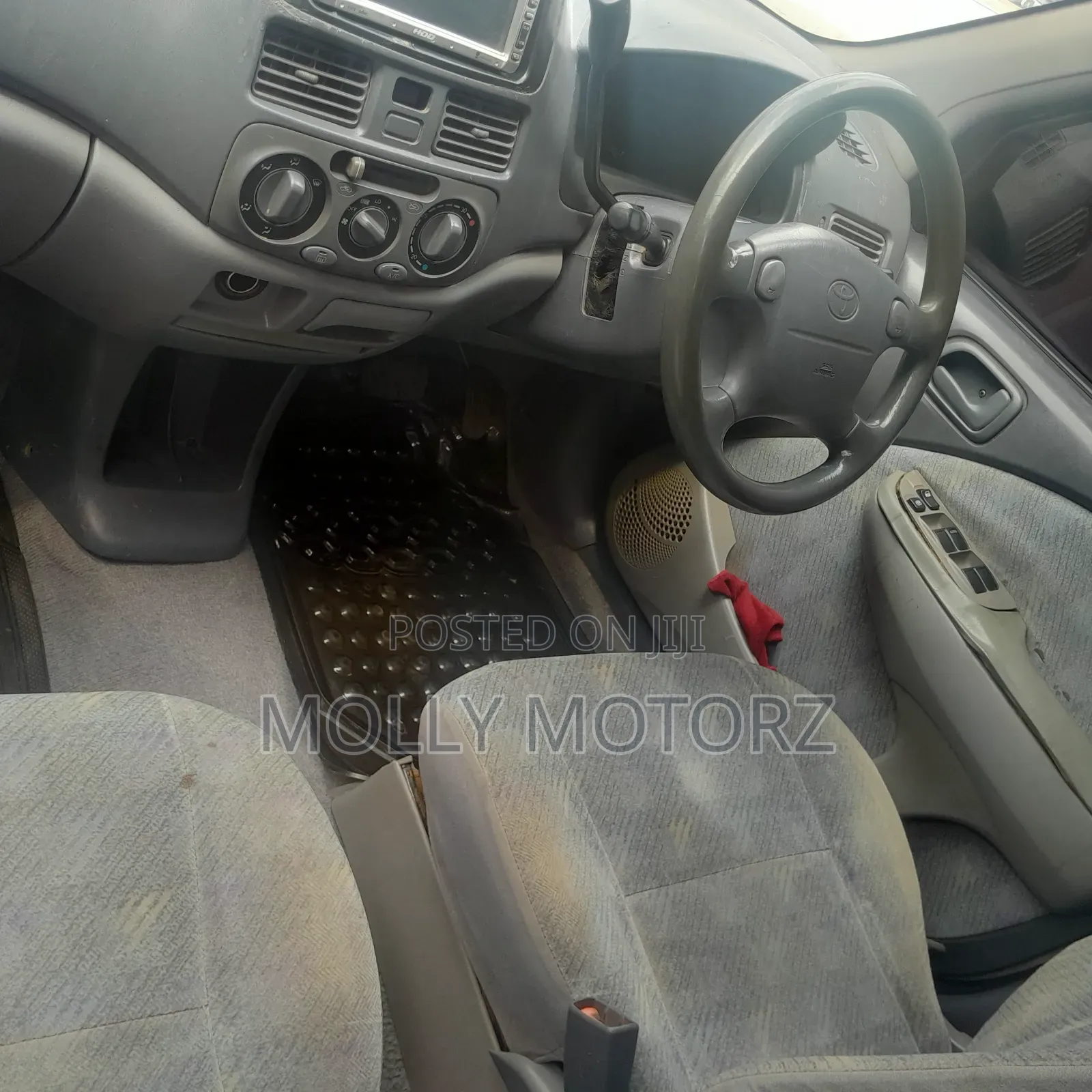 Toyota Raum 2004 White