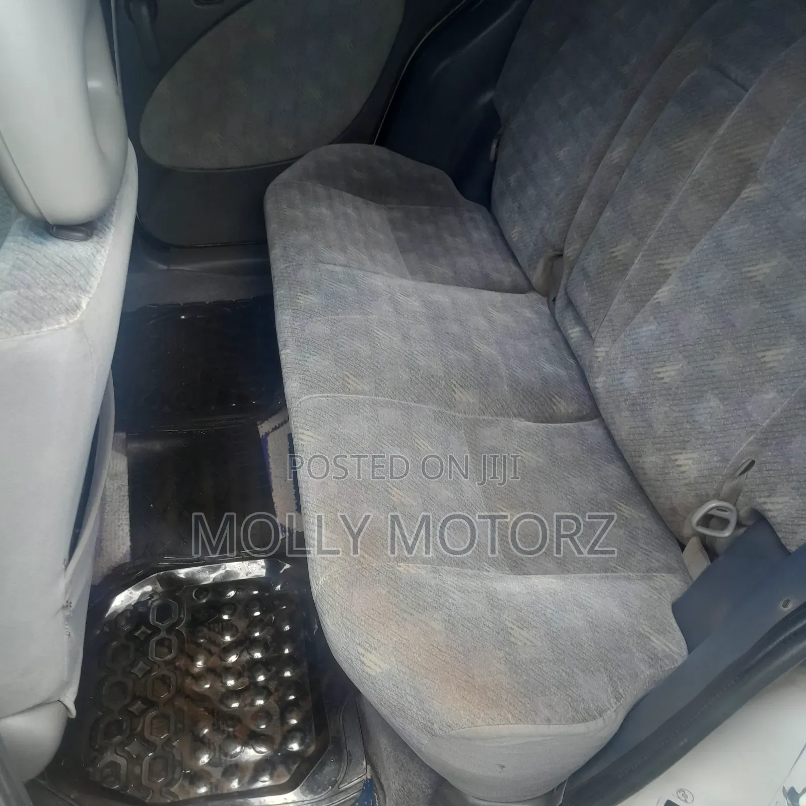 Toyota Raum 2004 White