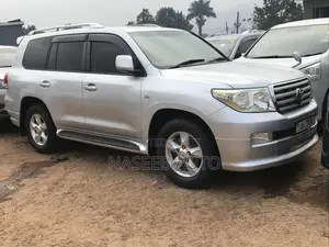 Toyota Land Cruiser Prado 2011 Silver