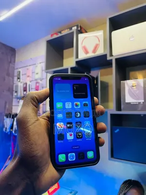 Apple iPhone X 64 GB Black