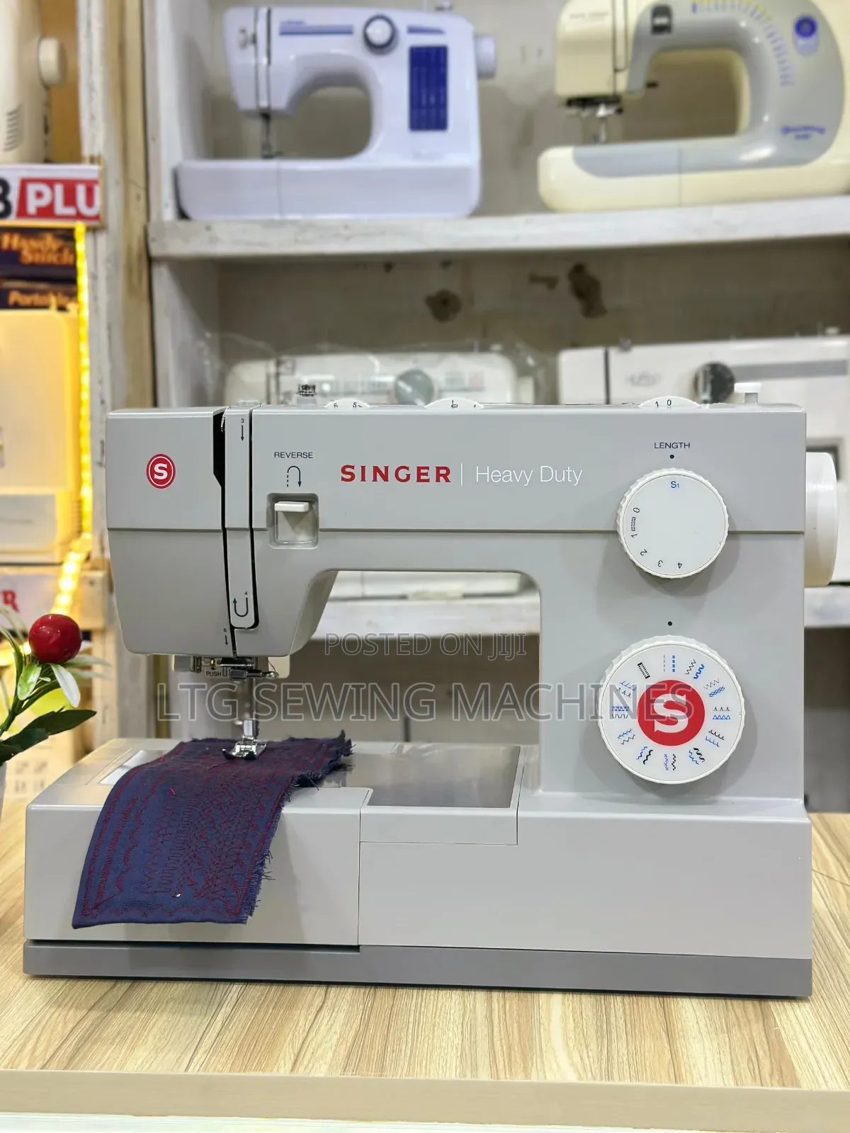 Singer Heavy-duty Zigzager Sewing Machine