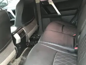 Toyota Land Cruiser Prado 2015 Silver