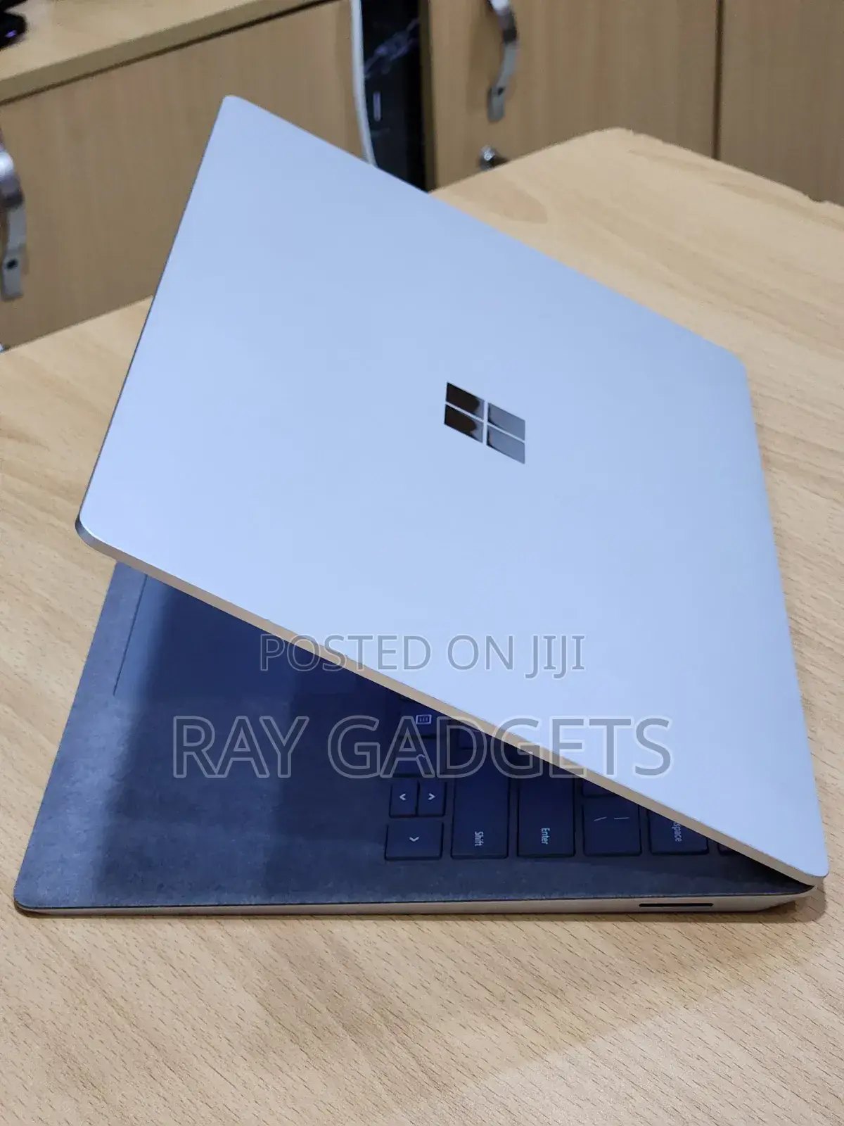 New Laptop Microsoft Surface Pro 3 16GB Intel Core i7 SSD 256GB