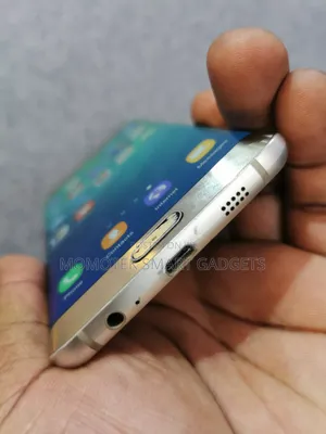 New Samsung Galaxy S6 Edge Plus 32 GB Rose Gold