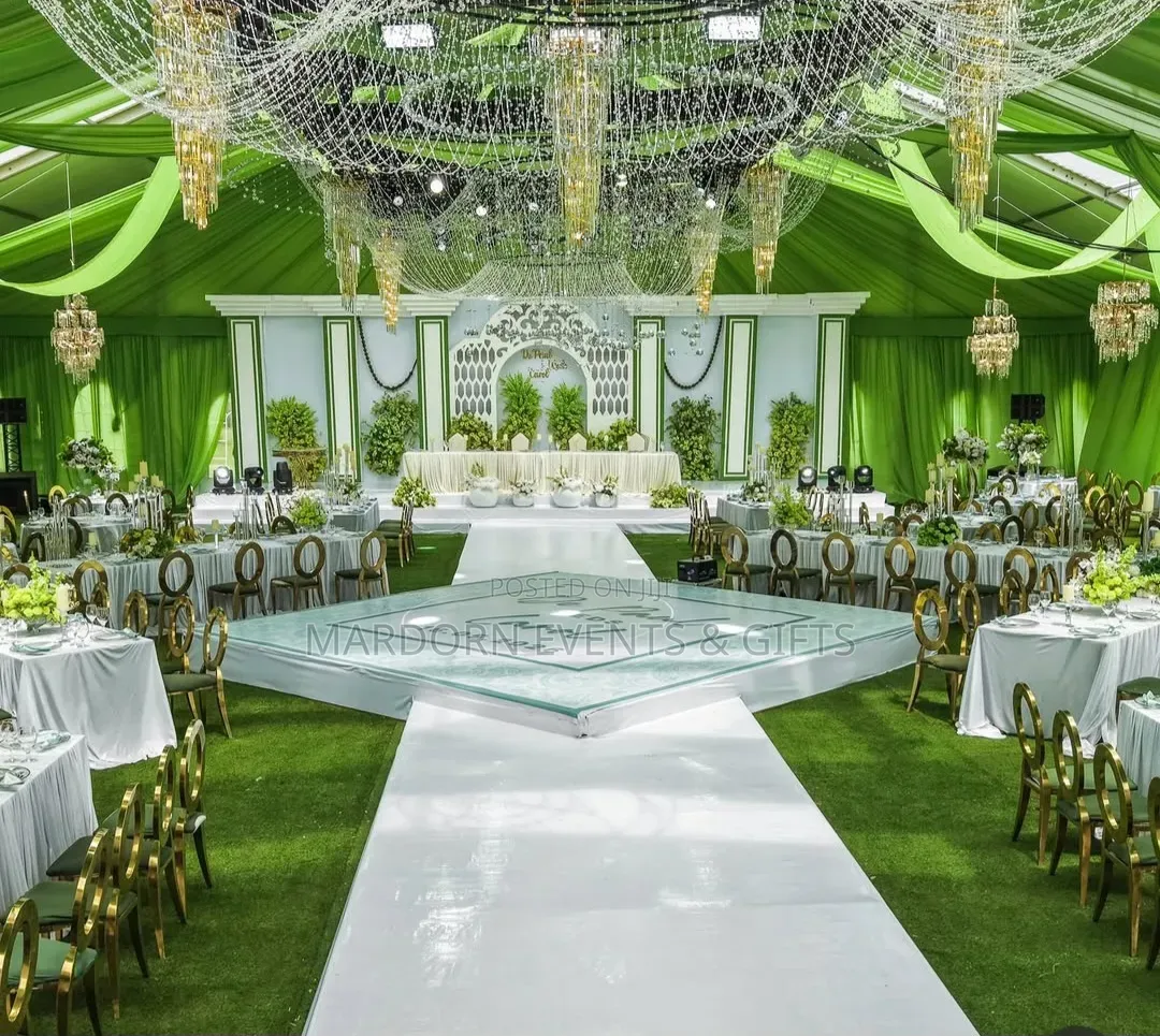 Mega Tent Green, White Gold Wedding of 400 Guests