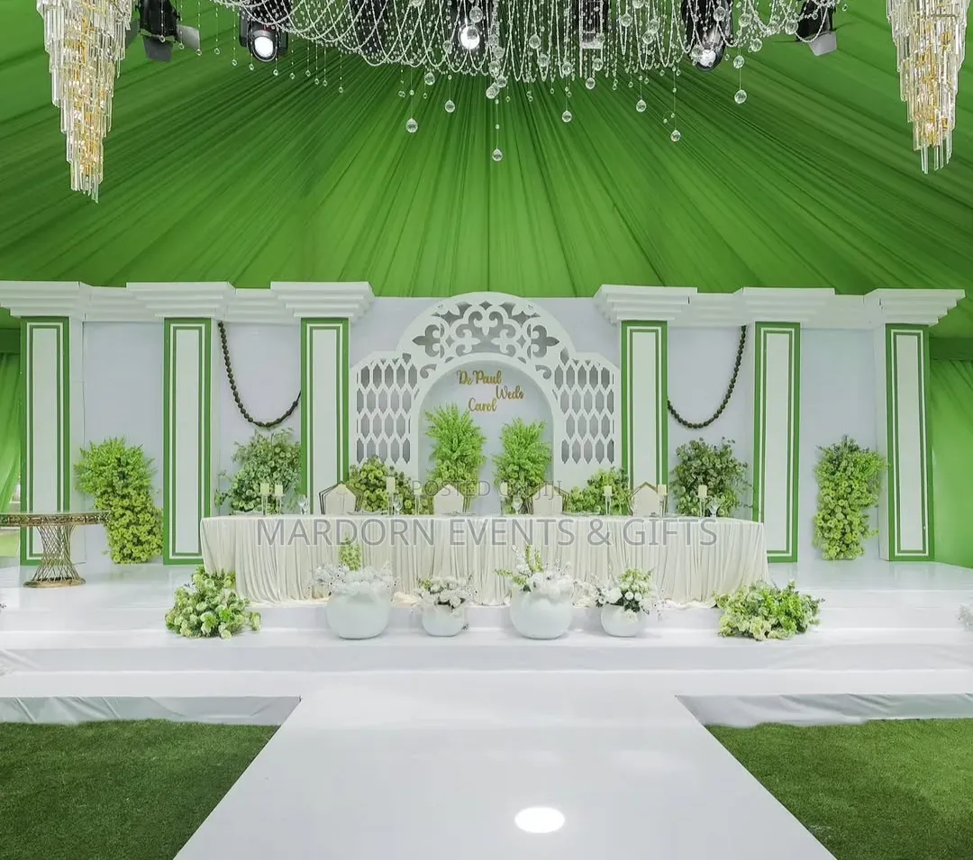 Mega Tent Green, White Gold Wedding of 400 Guests