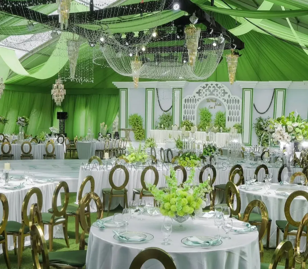 Mega Tent Green, White Gold Wedding of 400 Guests