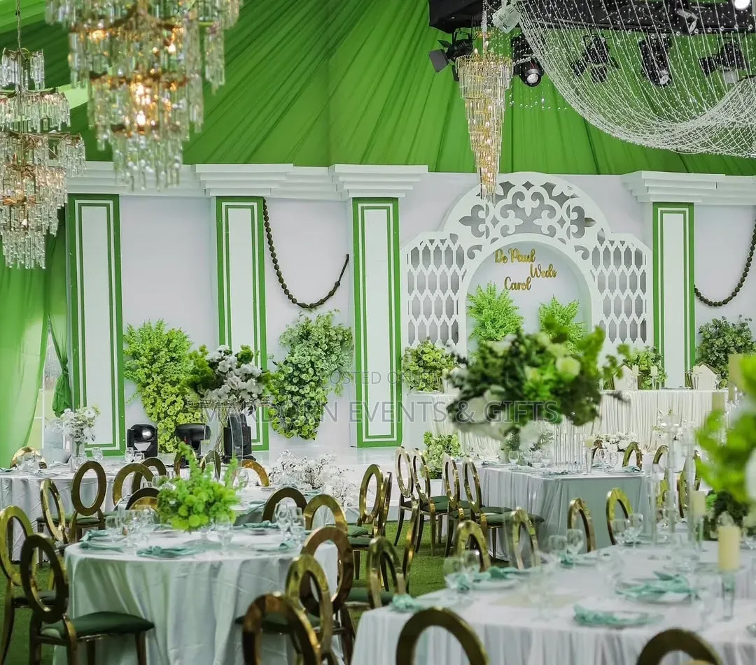 Mega Tent Green, White Gold Wedding of 400 Guests