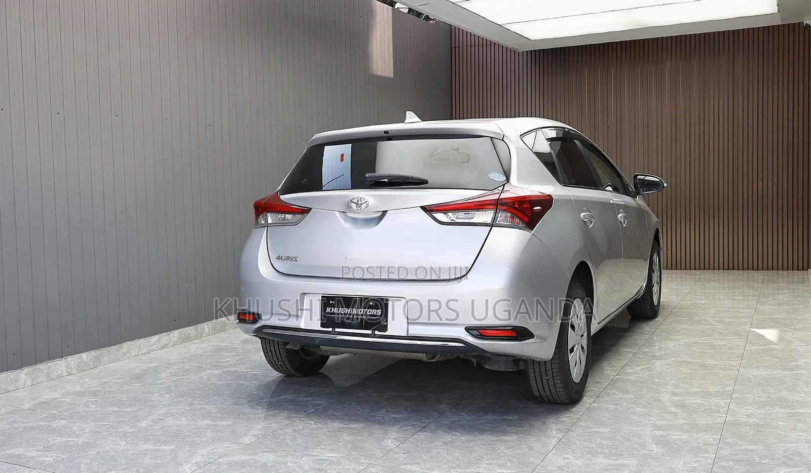 Toyota Auris 2017 Silver