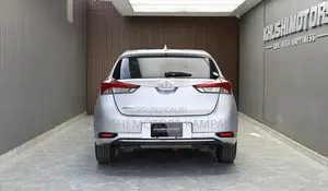 Toyota Auris 2017 Silver