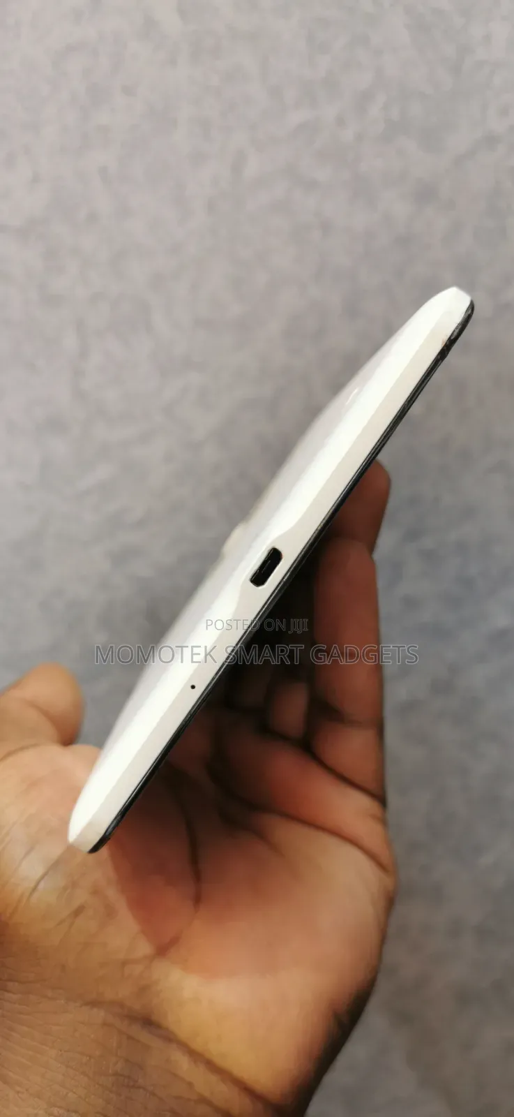 New Samsung Galaxy Tab 4 16 GB White