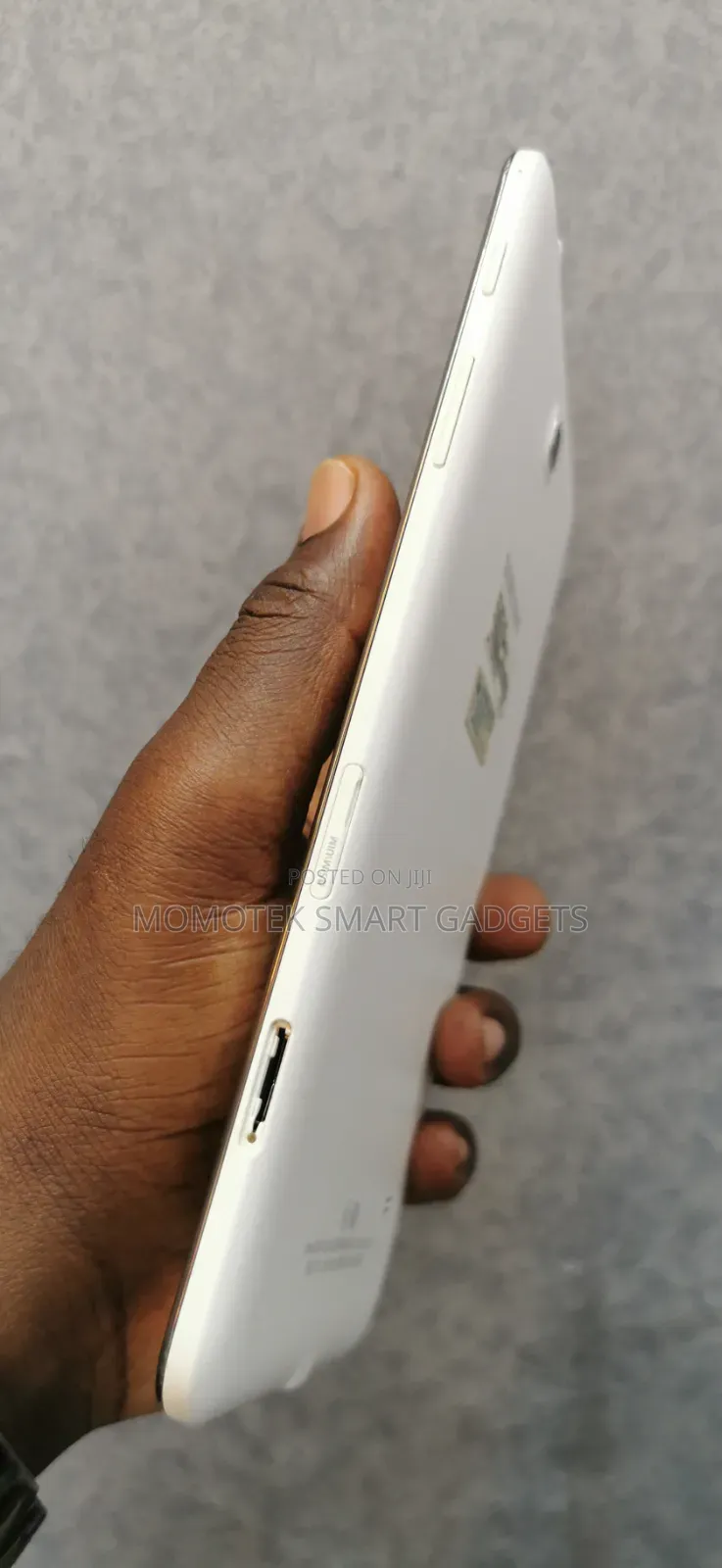 New Samsung Galaxy Tab 4 16 GB White