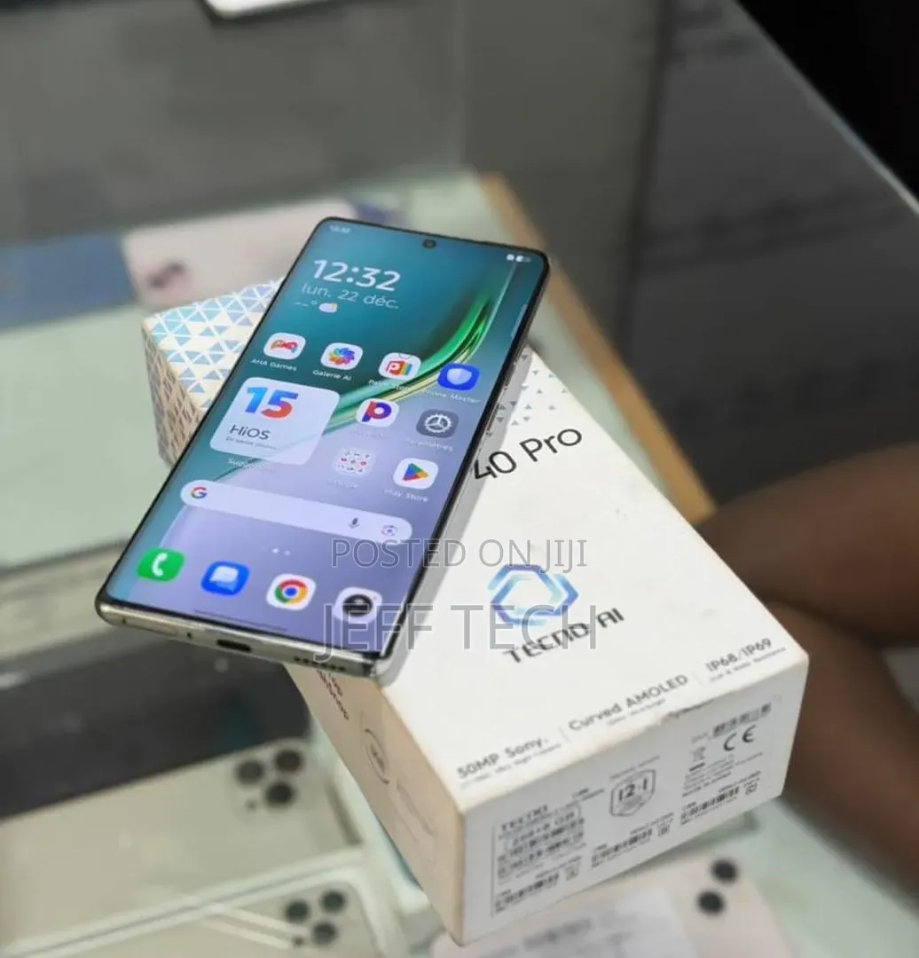 New Tecno Camon 40 Pro 5G 256 GB Green