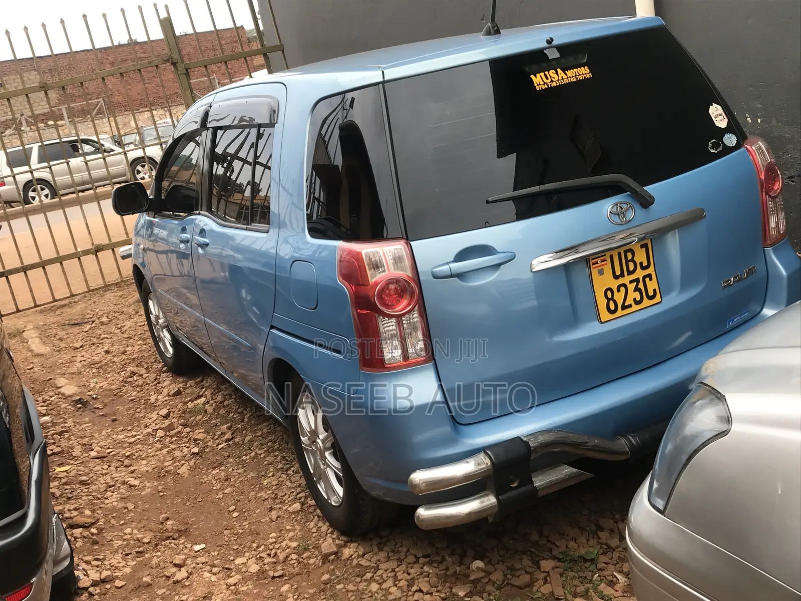 Toyota Raum 2007 Blue