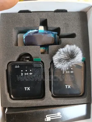 F15-2 Wireless Microphone for Live Streaming