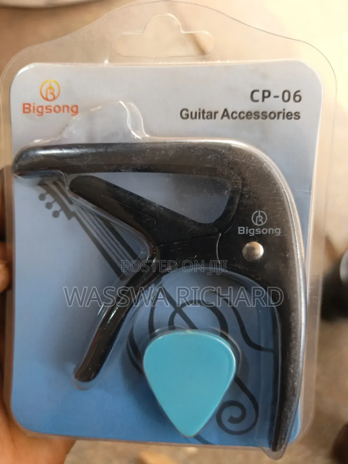 Big Song Guitar Capo With Picks